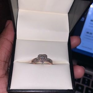 Engagement ring / promise ring